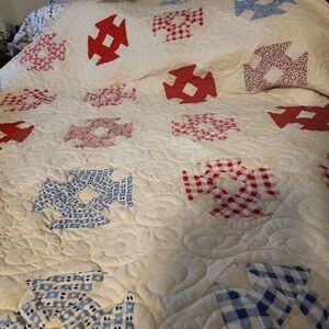 Vintage Elegant Red and Blue Patchwork Quilt